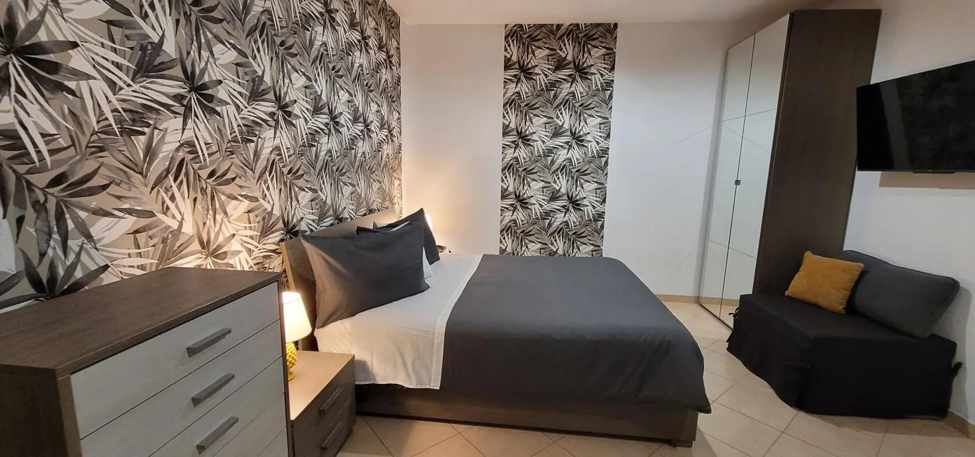 Alloggio Turistico Mennuni Marino Apartment